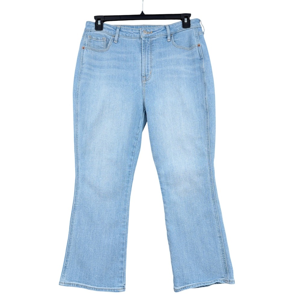 Old Navy Vintage Cropped Flare Jeans Womens 12 Cotton Blend Light Wash Blue